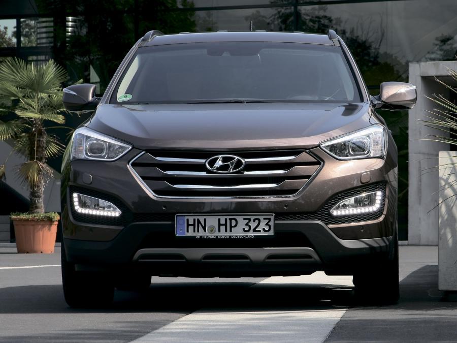  Hyundai Santa Fe 2012 года  (фото 10 из 16)